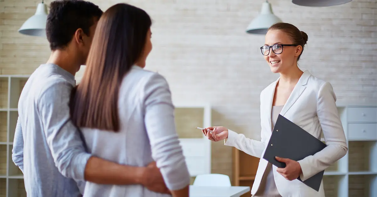 Business Loan Brokers: Cost, Benefits & Risks