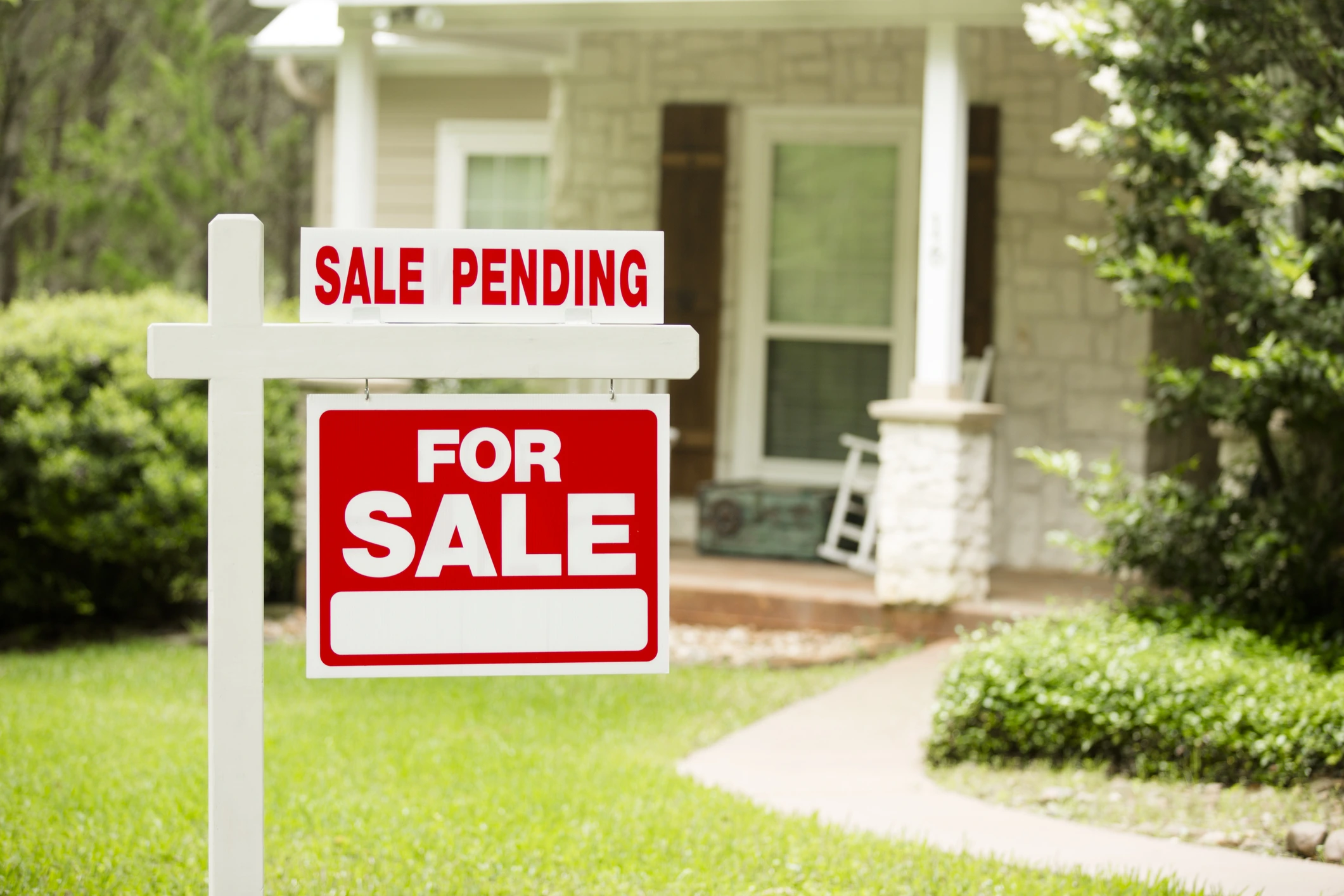 How to Wholesale Real Estate: Guide for Beginners